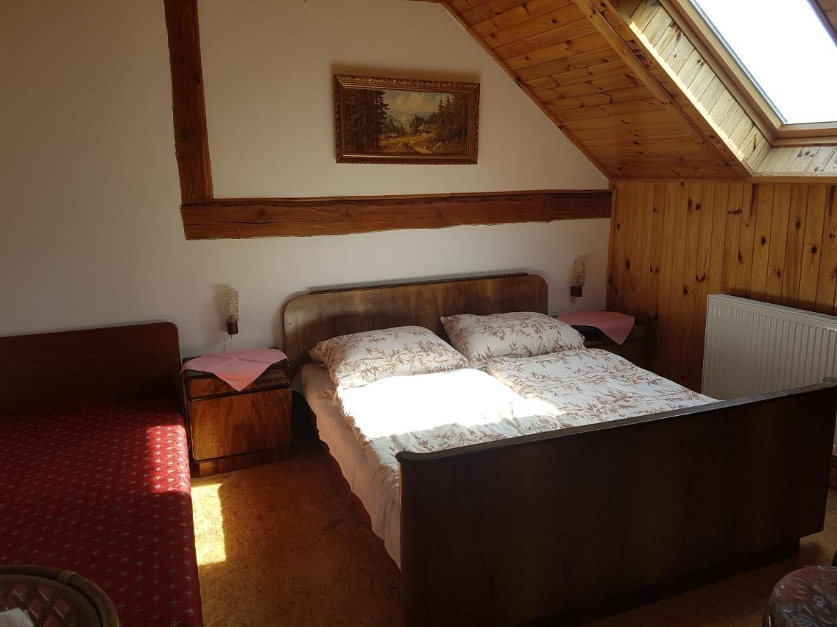 Hostinec Selsky Dvur Zbiroh Esterno foto