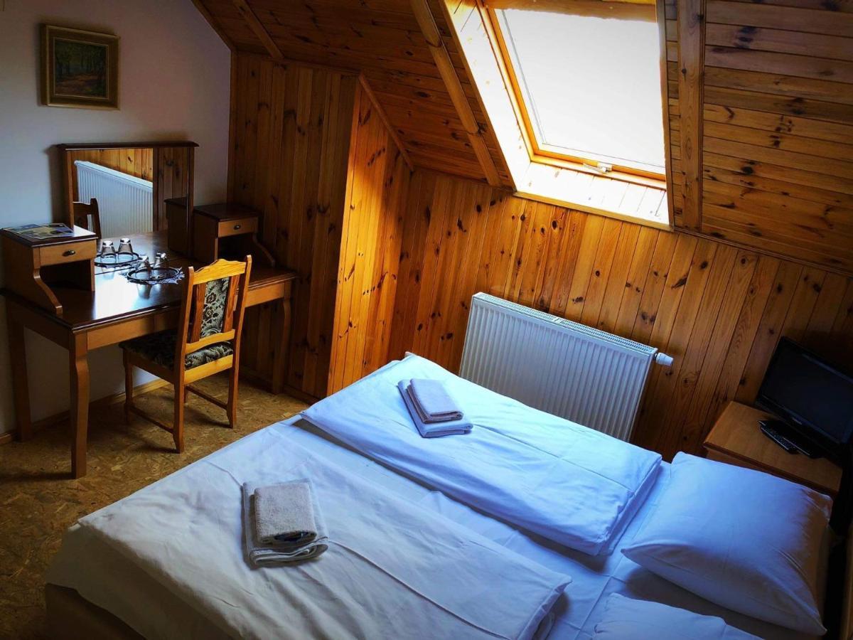 Hostinec Selsky Dvur Zbiroh Esterno foto